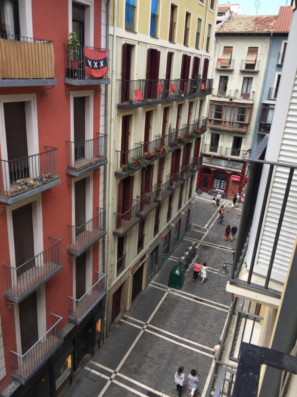 CalleEstafeta, Apartamento Apartment Pamplona Bagian luar foto